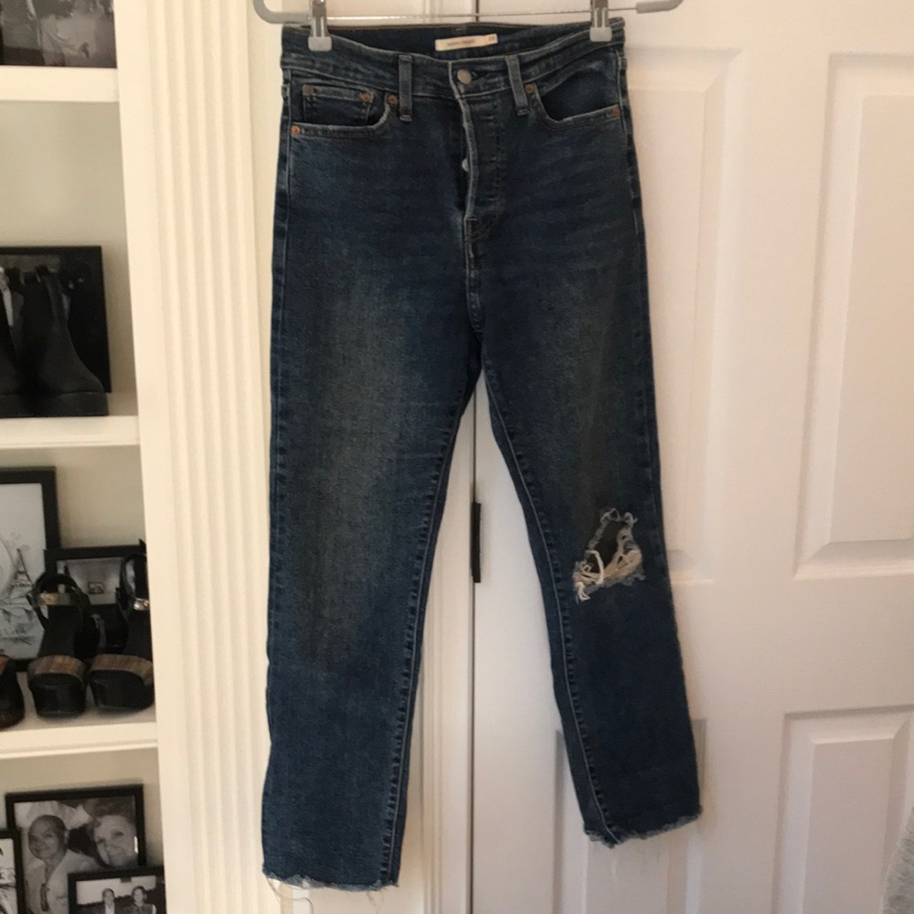 Women's wedgie Levi’s  Blue Distressed Jeans